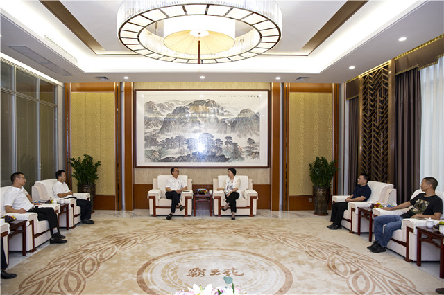 會議現場.jpg