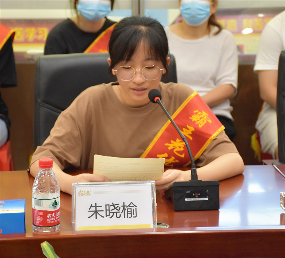 1630316891105806.jpg 學(xué)生代表發(fā)言朱曉瑜.jpg